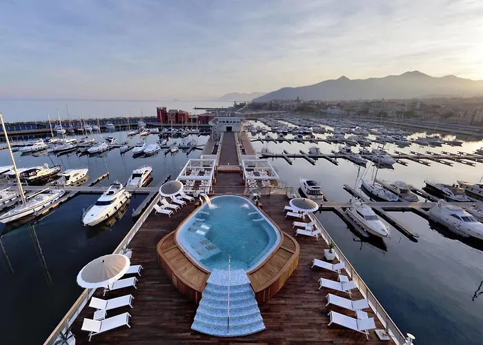 Yacht Club Marina Di Loano
