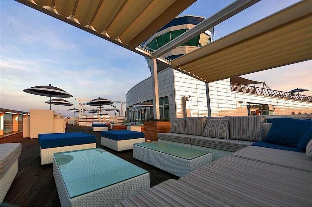 Yacht Club Marina Di Hotel