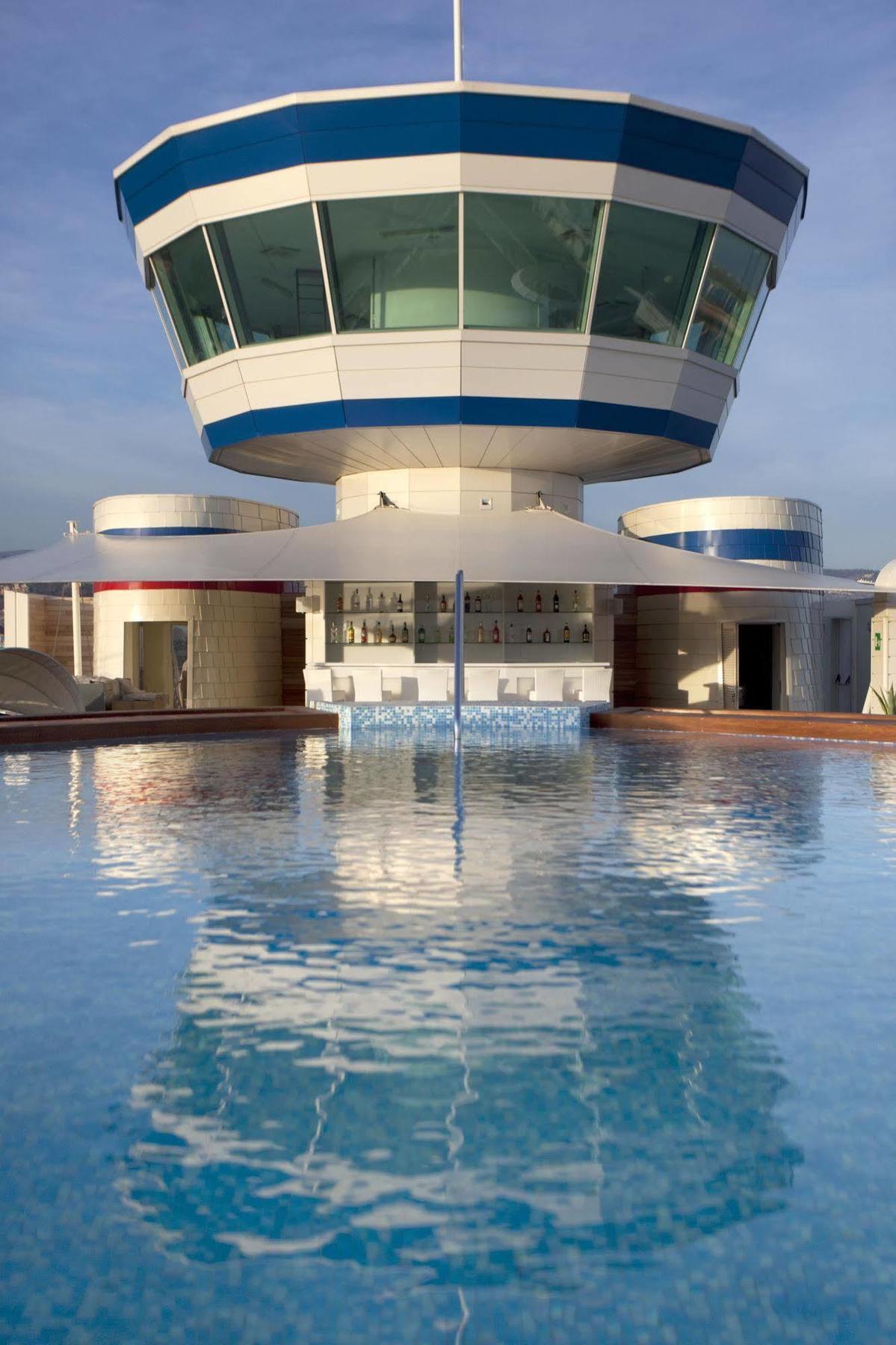 Yacht Club Marina Di 2* Loano